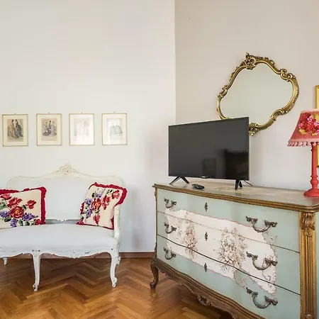 La Casa Dei Fiori * Bologna